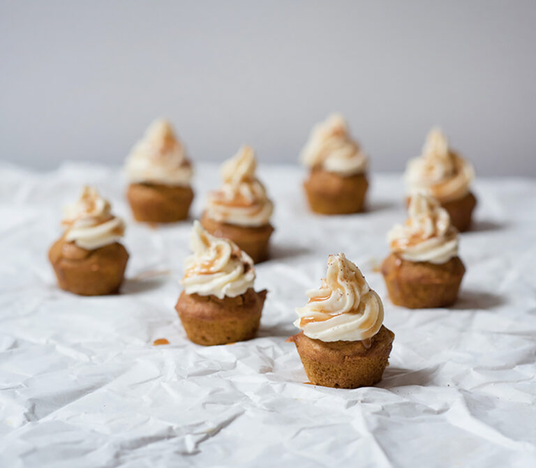 Mini Pumpkin Cupcakes with Caramel